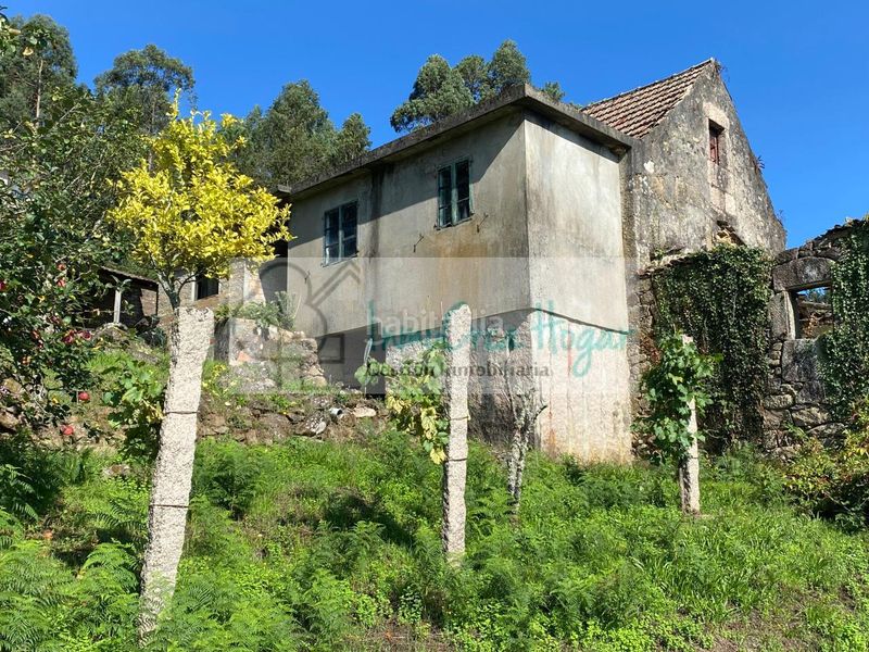 Foto 6129300a-9c9f-49b5-a568-38443d86818b. Casa amb aparcament a Mos