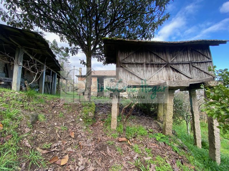 Foto 61adf022-e600-439c-830f-edc2568b4c42. Casa amb aparcament a Mos