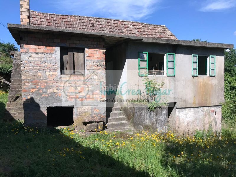 Foto 640bbe04-564c-4015-bbec-093e573099eb. Casa amb aparcament a Mos