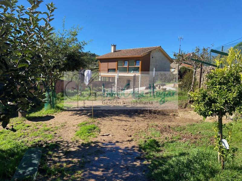 Foto 8304ffb6-46de-408e-9f45-9e72467c2496. Casa con riscaldamento in Fornelos de Montes