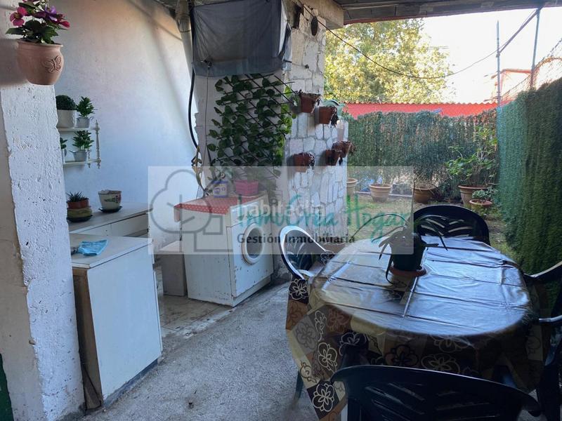 Foto e1685012-7ccd-4624-9708-fa6af16d2b2d. Casa adossada amb calefacció aparcament a Navia Vigo