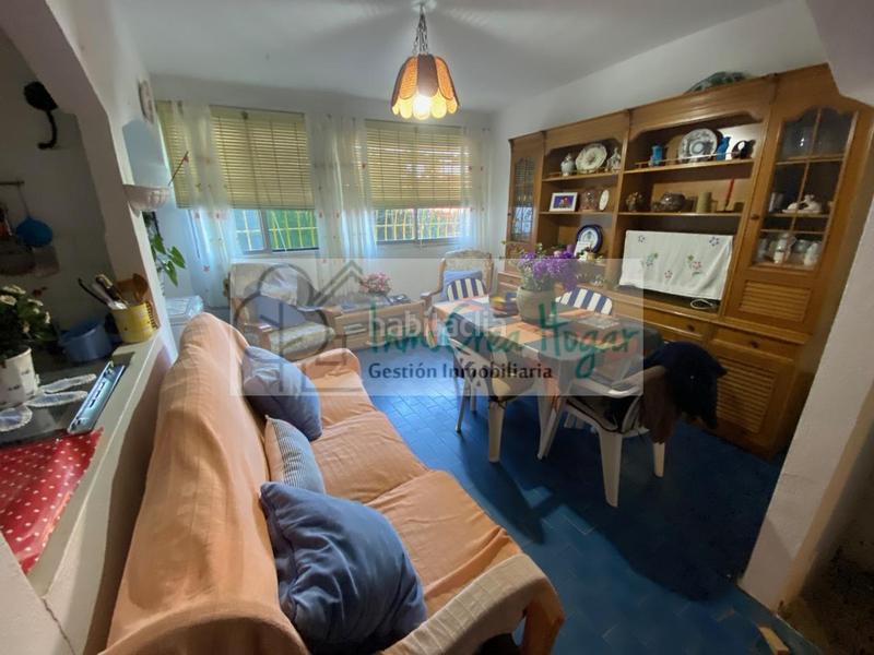 Foto f8ce265f-91ad-4fef-8437-4659a3c386be. Casa adossada amb calefacció aparcament a Navia Vigo