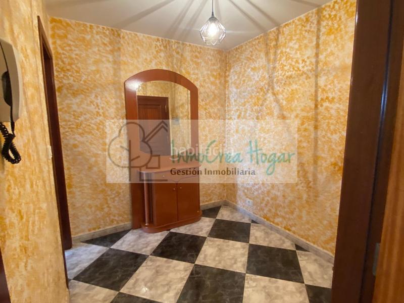 Foto 2254edd1-691a-4eb0-b83c-b00c65d419ee. Àtic amb calefacció aparcament a Tui