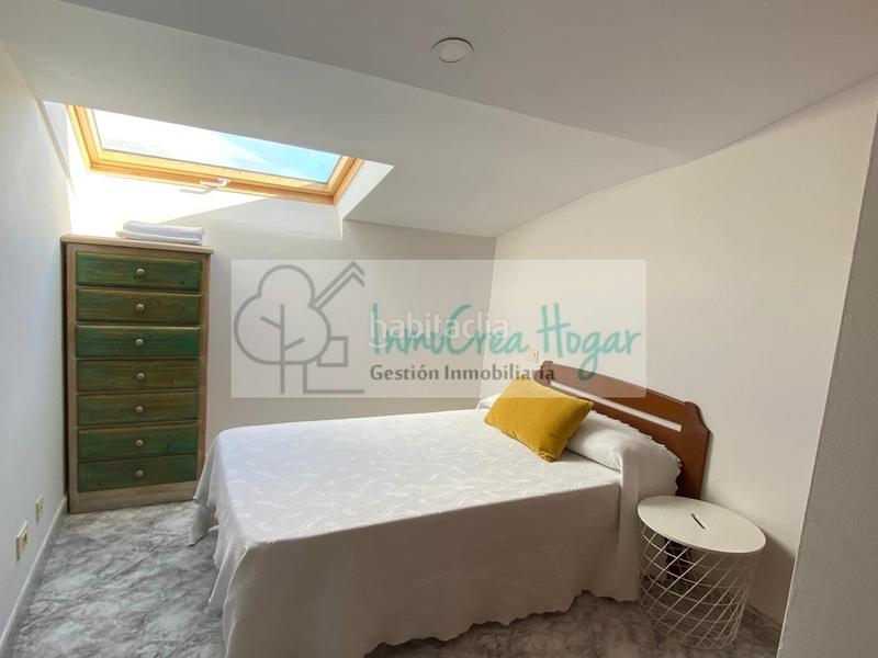 Foto bf0d7d75-695d-484c-9127-0e37e4a2228f. Àtic amb calefacció aparcament a Tui