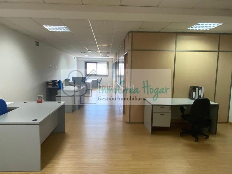 Foto 688eaf05-0053-487a-b731-5c85f085b08c. Rent office space with heating parking in Porriño (O)