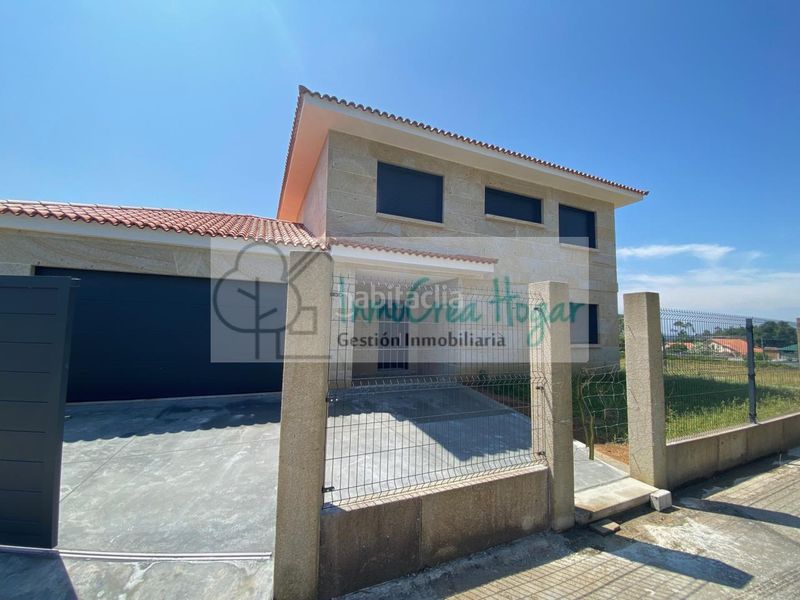 Foto 5222a49a-7071-443c-b194-93120df075d7. Xalet amb calefacció aparcament a Tui