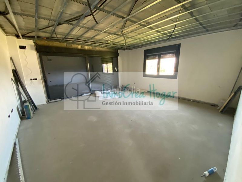 Foto bd67fa8c-ac8c-4f86-bffb-c12aef1a816c. Xalet amb calefacció aparcament a Tui
