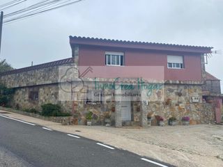House in Valadares - Beade