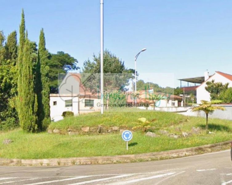 Foto 8f77d921-fb19-47d8-a9b0-2ef2f6401981. Casa amb calefacció a Lavadores Vigo
