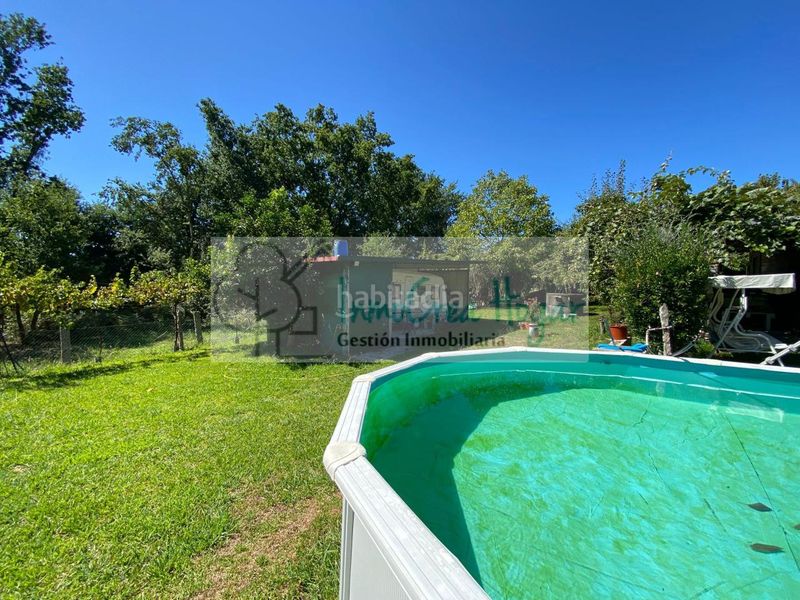 Foto b4261313-6428-4930-8e8d-e85d09f2bf07. Finca rústica a Ponteareas