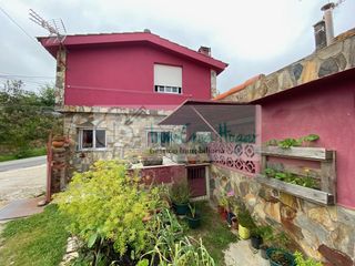 Casa en Valadares - Beade