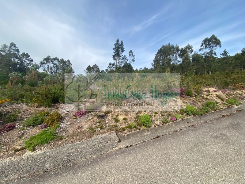 Foto 5bbad87a-d25a-47db-907b-5797eee79f68. Terreny residencial a Mos