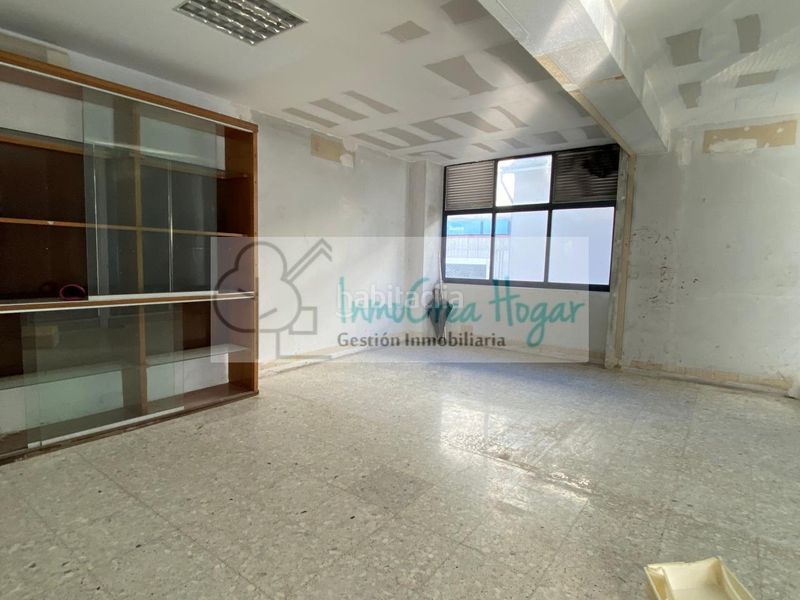 Foto 1ed14587-fd87-48b8-9b89-41fac2ee80e7. Lloguer local comercial a Mos