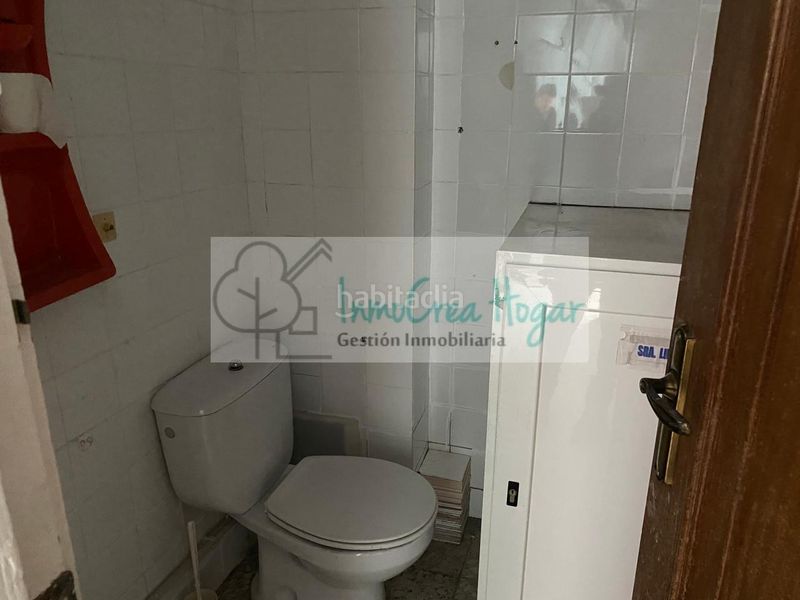 Foto 95310a7e-ff0a-4f19-9741-548bd6e04d83. Lloguer local comercial a Mos