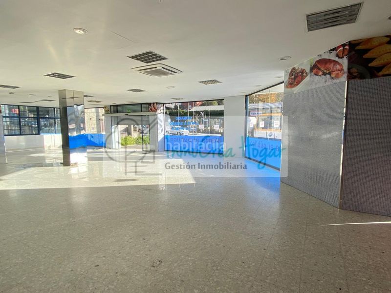 Foto c9a8bc65-a3d9-4335-aa55-4a14bbec87b7. Lloguer local comercial a Mos