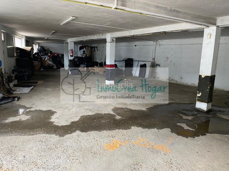 Foto 5cd56ffb-56b3-4b47-bd85-aea732dea851. Local comercial en Tui