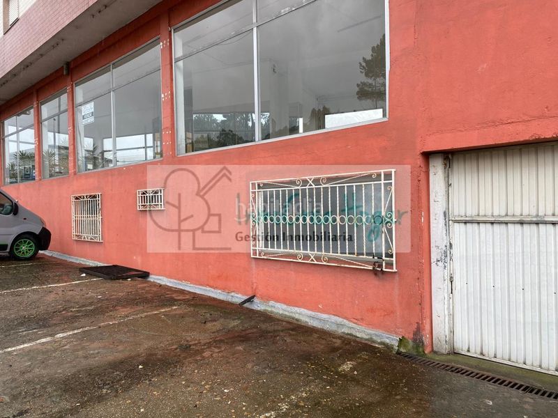 Foto 725c26fb-fbf3-4e29-88ab-b68dbc6e3c48. Local comercial en Tui