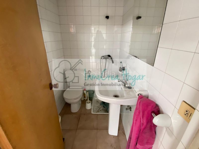 Foto a3bfc91a-6f7f-4c09-84d6-763b68d3cb5e. Local comercial en Tui