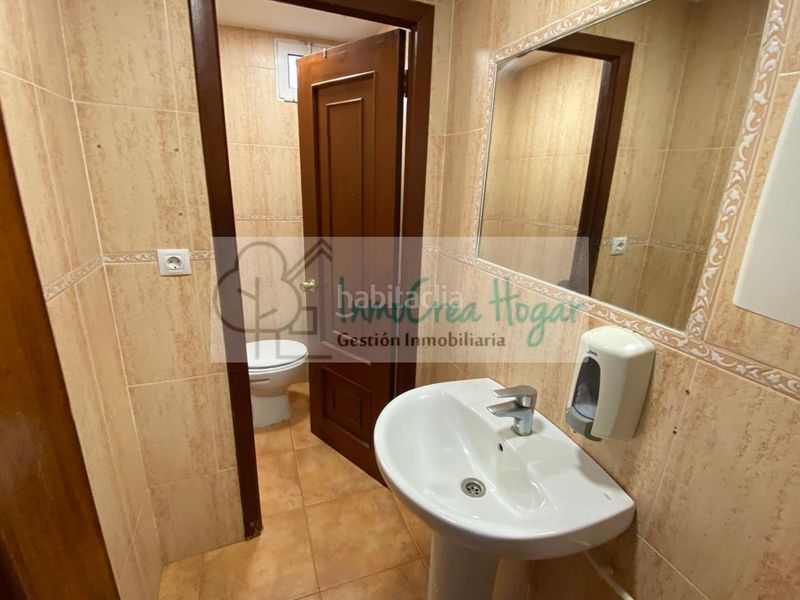 Foto 9a623122-152b-4870-bb8c-b605004450b1. Local comercial en Porriño (O)