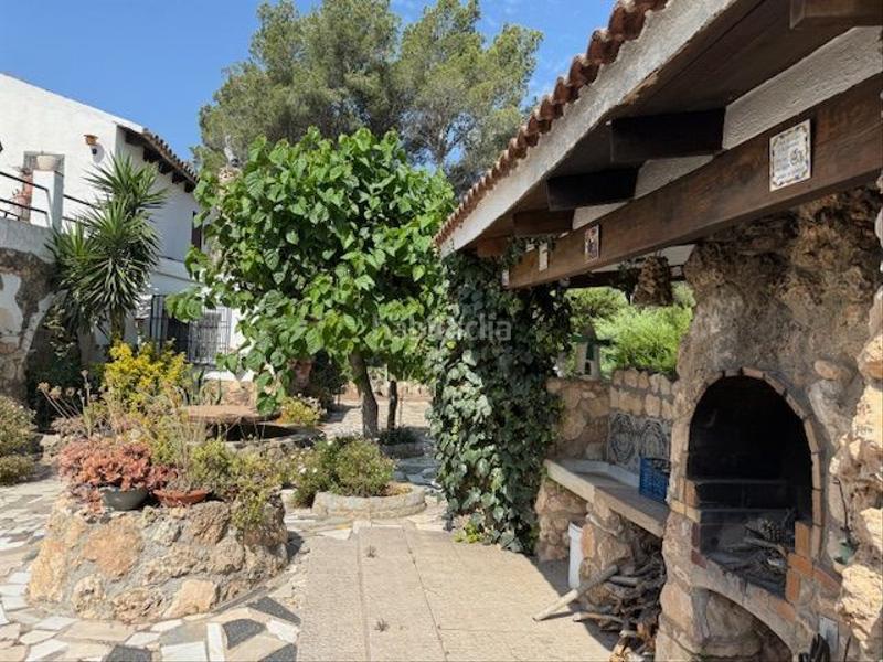 Foto 1c01d992-d8fe-4984-8a45-30da4c51b8fc. Casa atención! fantástica oportunidad de adquirir un chalet rústico con encanto en la prestigiosa urbanización mas del plata de cabra d en Cabra del Camp