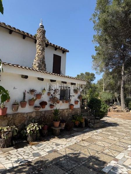 Foto 58bcba6c-3ac1-4124-b651-8e0e591e8054. Casa atención! fantástica oportunidad de adquirir un chalet rústico con encanto en la prestigiosa urbanización mas del plata de cabra d en Cabra del Camp