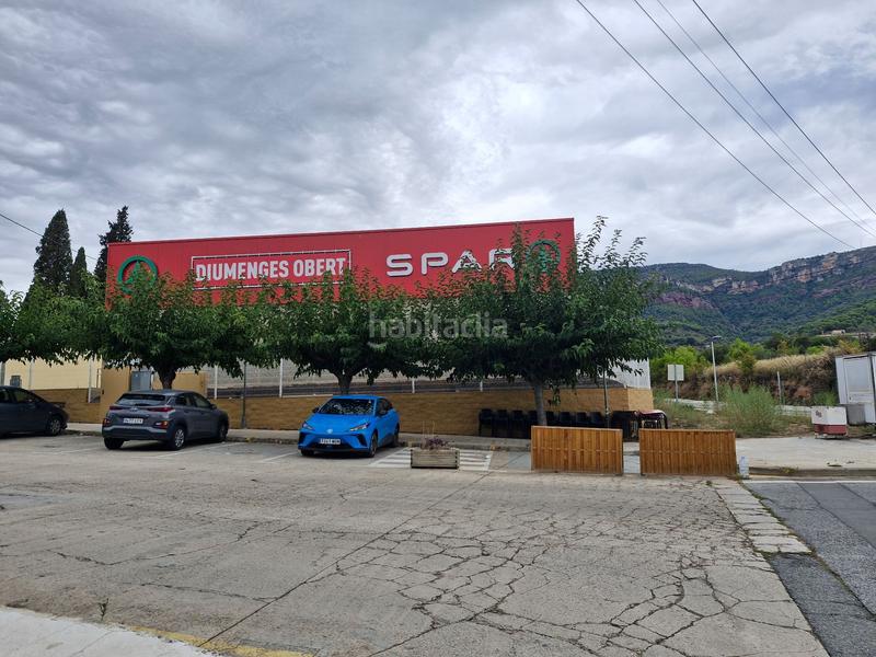 Foto fd21c43f-dbeb-46c0-ab4d-4a05e7c33256. Parking voiture dans Alforja