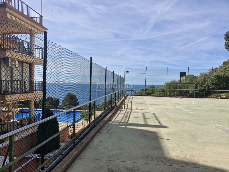 Foto 6f6521f7-e430-4c53-82a1-2d4ce82ee633. Apartament amb piscina a pla de maset - cap de Salou Salou