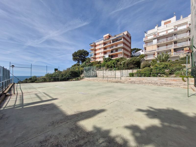 Foto 99f1f08f-cc01-48d7-96b3-1b9f6726767c. Apartament amb piscina a pla de maset - cap de Salou Salou