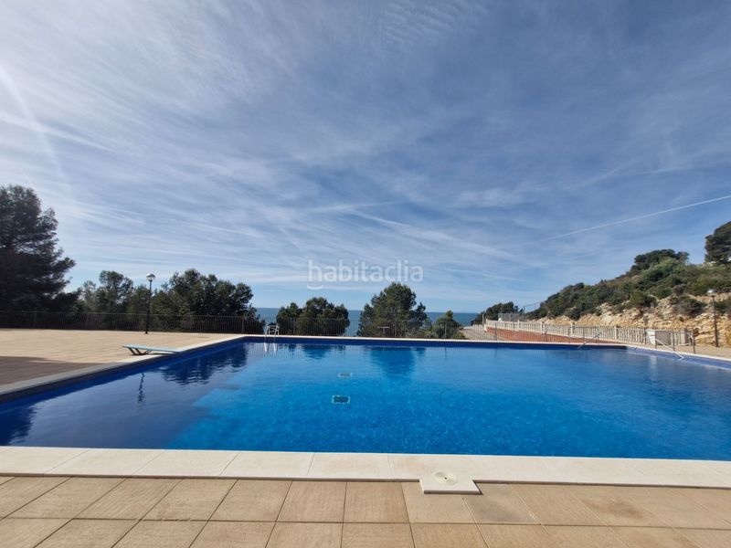 Foto c96309c8-3d42-4154-98a8-c3bf59e2c3d4. Apartament amb piscina a pla de maset - cap de Salou Salou
