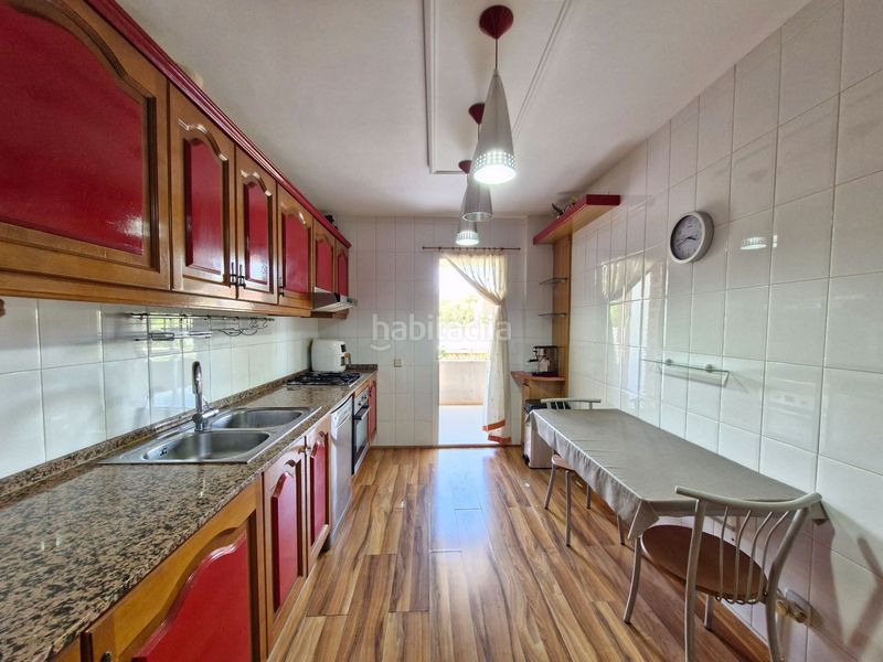 Foto 63703754-4d11-49ea-915a-7d5708a830a1. Pis amb calefacció piscina a Selva del Camp (La)