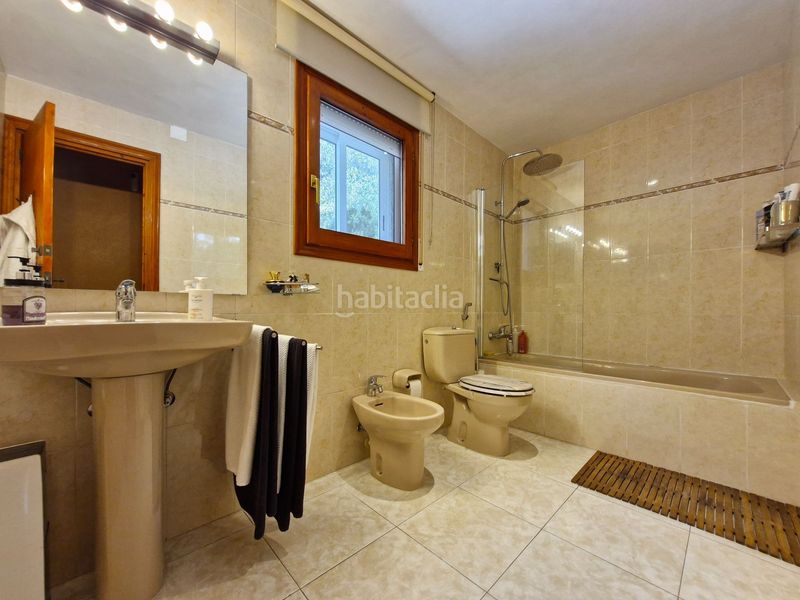 Foto 4403ff96-01f0-4fd7-ad2b-33fa4cc92932. Maison avec chauffage dans Almoster
