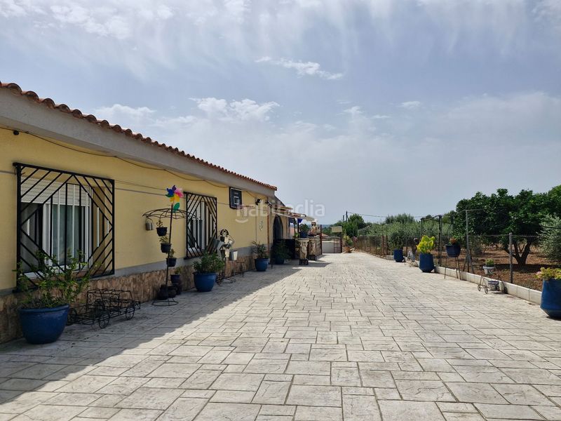 Foto f0f9876b-b013-4ead-937d-7613064b31d5. Casa amb calefacció a Alcover