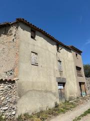 Maison à N/a. Casa dos plantas a rehabilitar en el poqui (manlleu)
