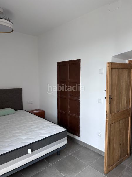 Foto f15e2edf-3a23-479f-b2e8-5db483f997e8. Rent flat with heating parking in Olost
