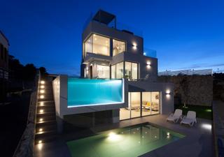 Xalet a Balcón de Finestrat-Terra Marina. Espaciosa moderna villa con vistas panorámicas.