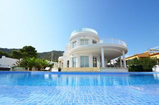 Xalet a L´Albir. Villa de lujo con vista al mar.