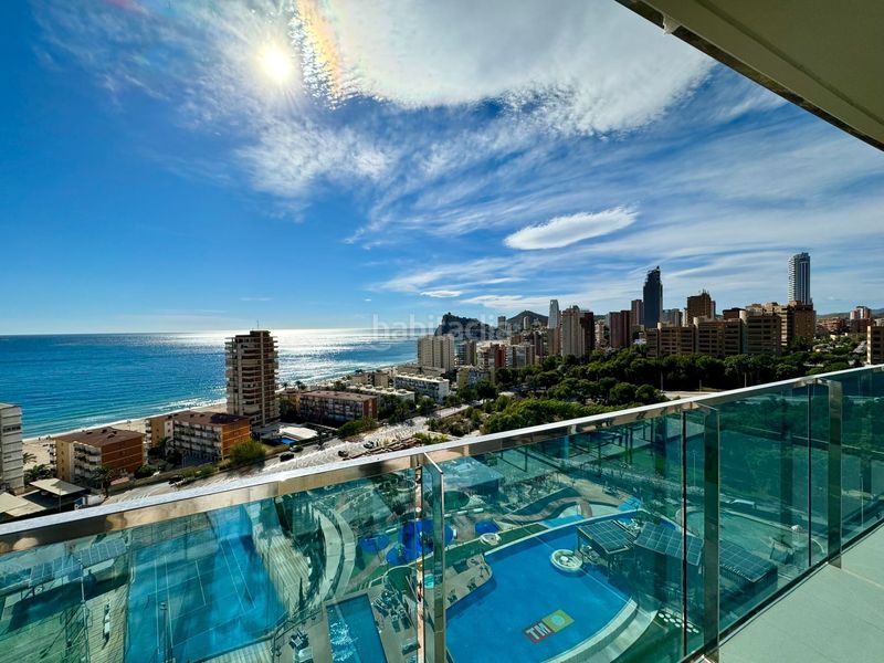 Foto 375534d9-e1c8-43d4-b033-d7fbd2e296d1. Lloguer apartament amb piscina a Playa Poniente Benidorm