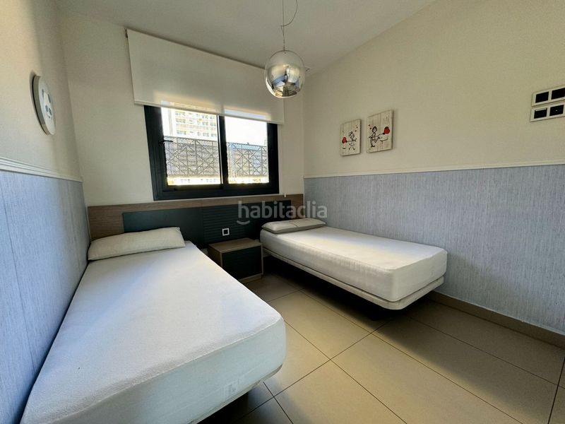 Foto 6c7d3976-5e9d-4da9-9ad1-9f2f2db7c9d7. Lloguer apartament amb piscina a Playa Poniente Benidorm
