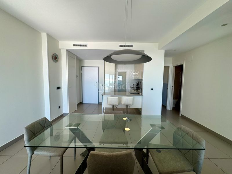 Foto 3d8c5493-cfeb-46e9-ad7e-65a7d6f4760f. Location appartement avec piscine dans Playa Poniente Benidorm
