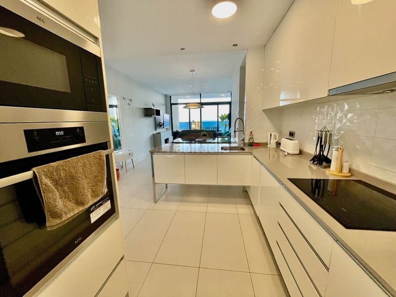 Foto 53d4cec8-2d89-4ea8-8299-27a1df703192. Location appartement avec piscine dans Playa Poniente Benidorm
