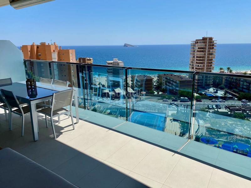 Foto 03be51e2-acb0-4c16-9e0a-a6b64ca9993d. Alquiler apartamento magnifico apartamento con vistas al mar en Benidorm