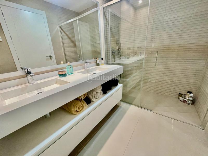 Foto 1b496054-6dc5-46bd-9dd9-946fd63675fc. Alquiler apartamento magnifico apartamento con vistas al mar en Benidorm