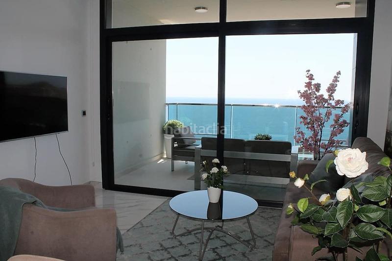 Foto 0803c6bf-38ae-4a99-8a70-968cfcaeb58e. Alquiler apartamento magnifico apartamento con vistas al mar en Benidorm