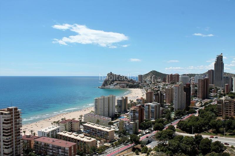 Foto 91364d29-a4c8-4011-945e-9038a2652540. Alquiler apartamento magnifico apartamento con vistas al mar en Benidorm