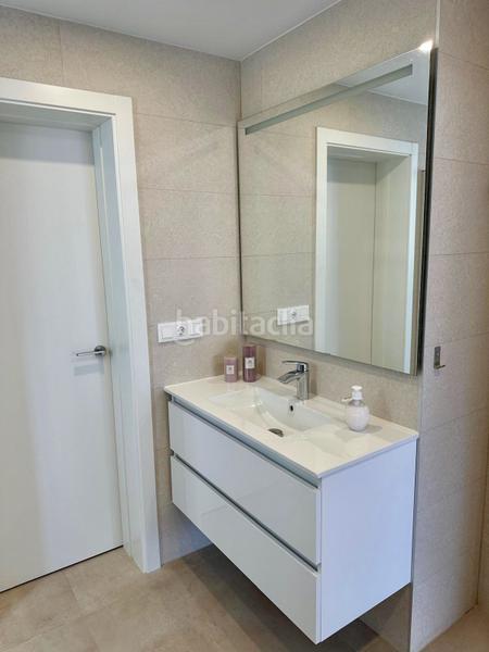Foto 328aac1d-57dd-40c3-85b5-bf6c4b925309. Miete appartement mit parking pool in Playa Poniente Benidorm