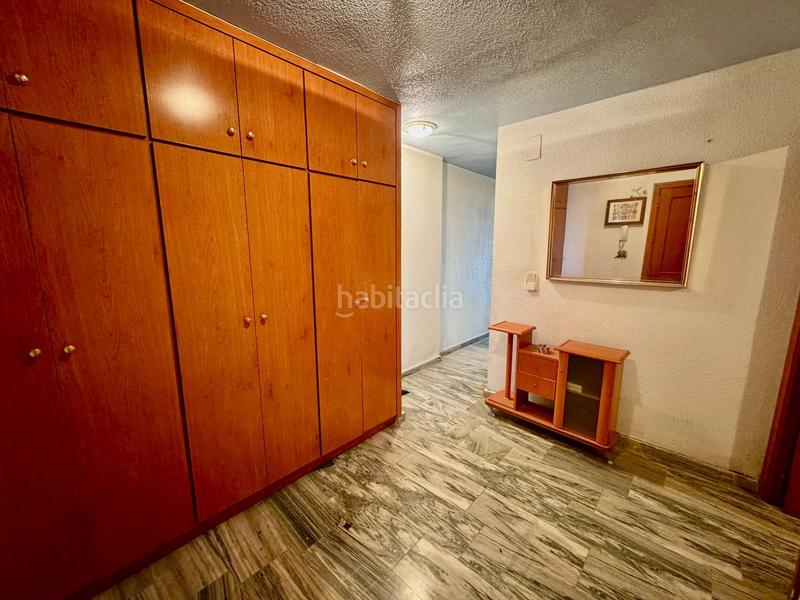 Foto 1c1d75ef-1cd4-45e1-a7f3-8034d4d5e291. Piccolo appartamento con parcheggio in Centro Urbano Benidorm