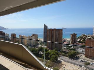 Apartament a Playa Poniente. Apartamento a estrenar al lado de playa