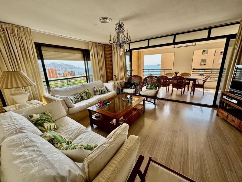 Foto c25a2027-1385-4652-bcbf-b417add3a752. Ático impresionante ático en la mejor zona en Playa Poniente Benidorm