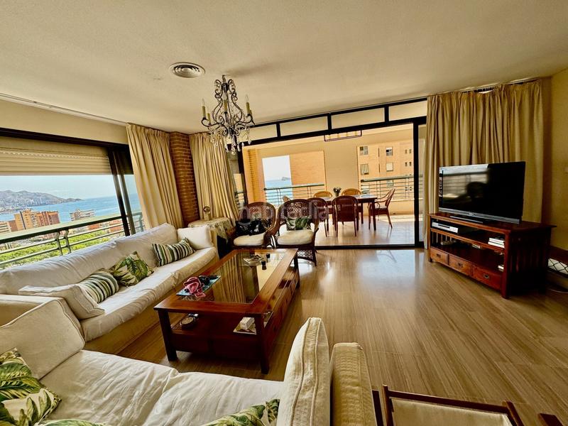 Foto dc995c03-d0f9-44ab-a592-84ad2c9e5111. Ático impresionante ático en la mejor zona en Playa Poniente Benidorm