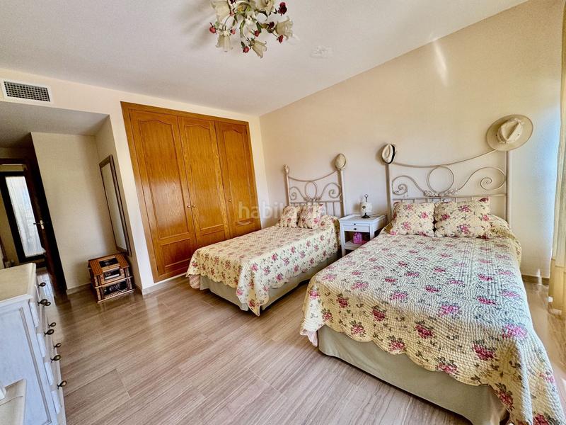 Foto f40af393-0dc3-4731-ba1d-0ba1f35d4236. Ático impresionante ático en la mejor zona en Playa Poniente Benidorm